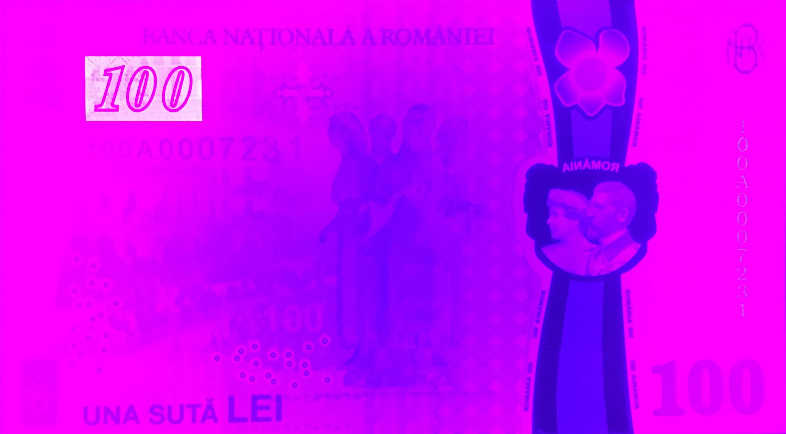 100 lei – an 2018 - 100-lei-2018-Centenarul-Marii-Uniri-revers-in-lumina-uv
